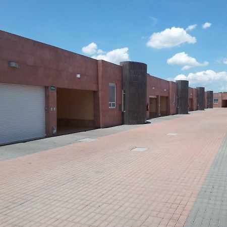Motel Paraiso Suites Queretaro Exterior photo